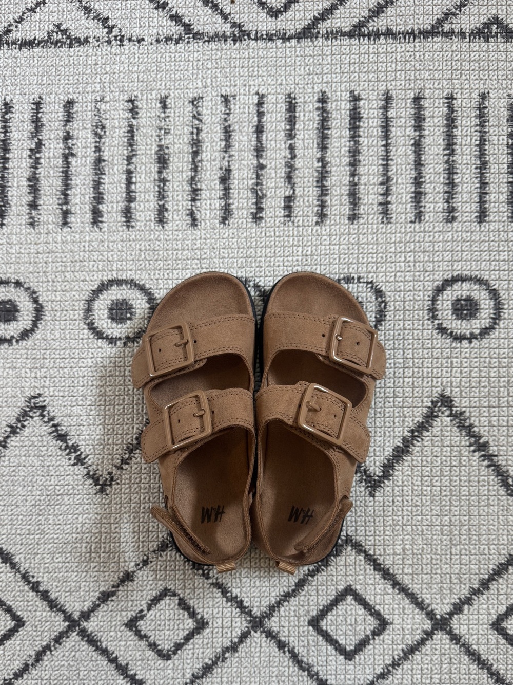 Kids Brown Double-Buckle Sandals size 10